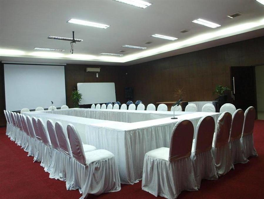 Jatinangor Hotel & Restaurant Cileunyi Eksteriør bilde